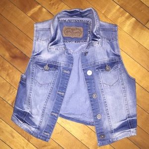 Jean Vest