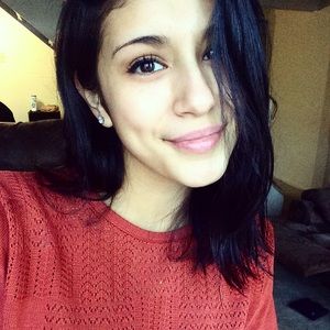 Meet your Posher, Jazmin