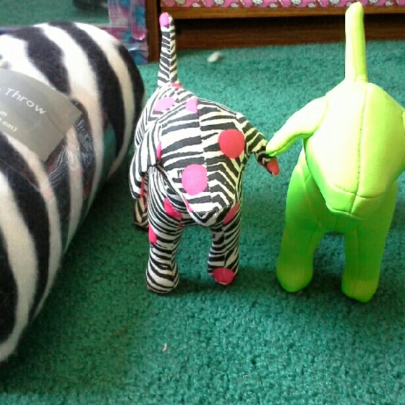 2 Pink dogs and zebra throw