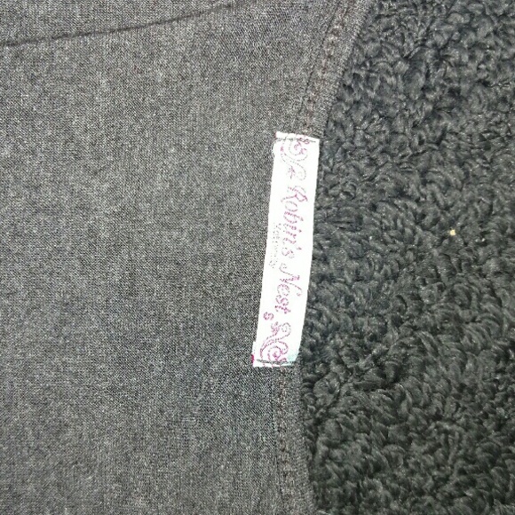 Maternity Shirt - Picture 3 of 3