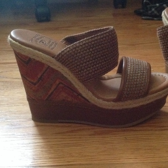 Lucky brand wedges