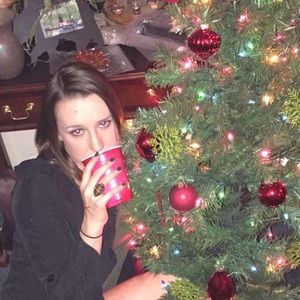 Meet your Posher, Anne