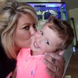 Meet your Posher, Carol