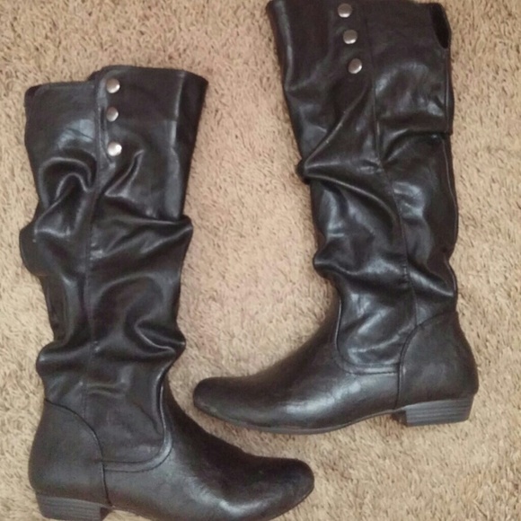Black boots