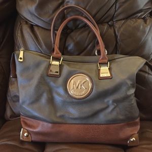 *BARELY USED* Faux Michael Kors Handbag