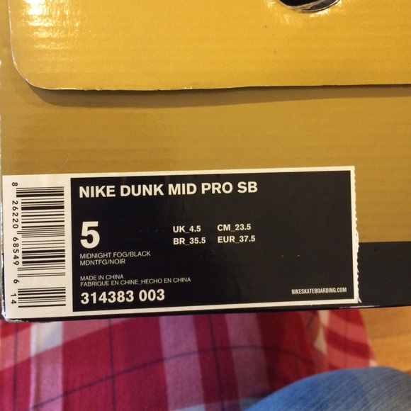 NO TRADES- Nike Dunk Mid Pro SB - Picture 1 of 4