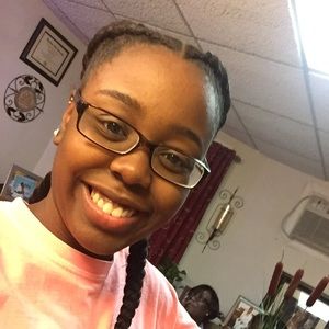 Meet your Posher, Brianna