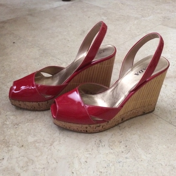 PRADA- Red Patent Leather Peeptoe/Slingback Wedge - Picture 2 of 4