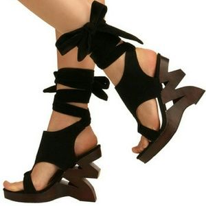 I Zig It Heel. Sold out online!