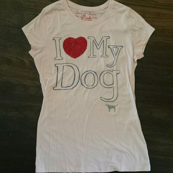 VS Pink grphic tee
