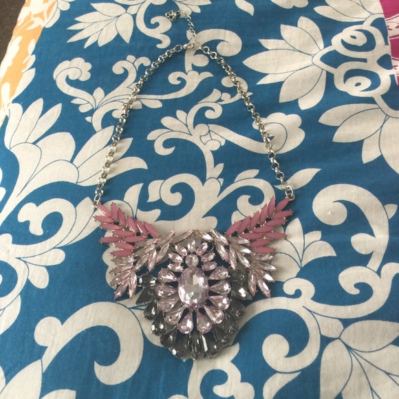 The Perfect Statement Necklace!