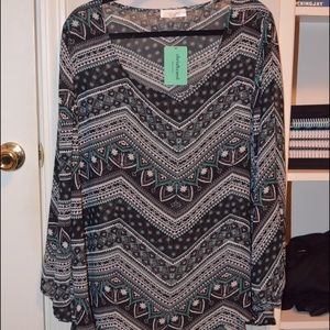 Black & mint Geo Chevron Scoop Neck top