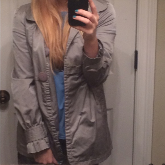 Silver shiny forever 21 jacket - Picture 2 of 4