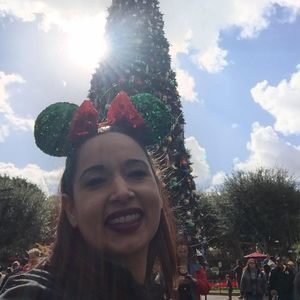 Meet your Posher, Nina