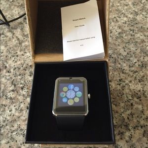 Bluetooth Smartwatch G708 for Android and iPhone.