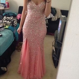 PRICE REDUCED! Beautiful pink prom dress!