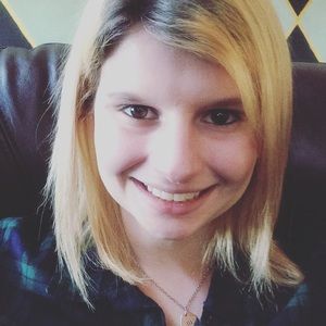 Meet your Posher, Michaela