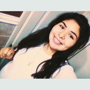 Meet your Posher, Josefina