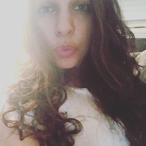 Meet your Posher, Joann