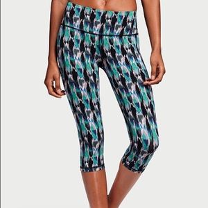 Knockout by Victoria's Secret Crop