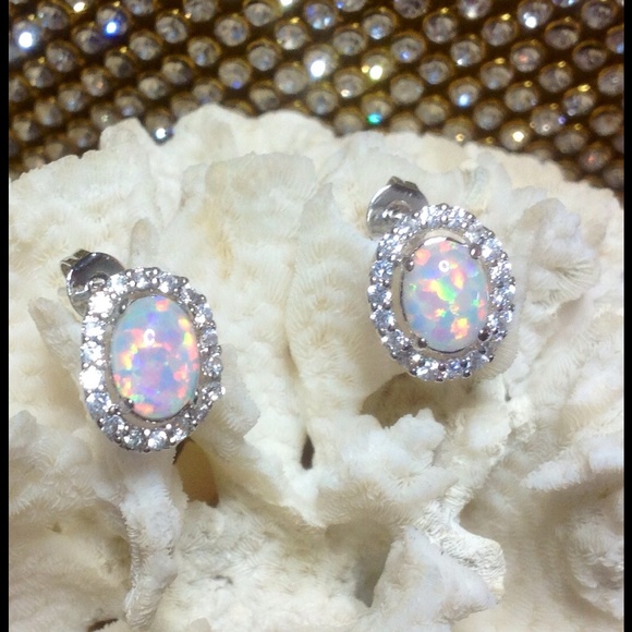 Jewelry - Beautiful Opal & White Sapphires Earrings 💜