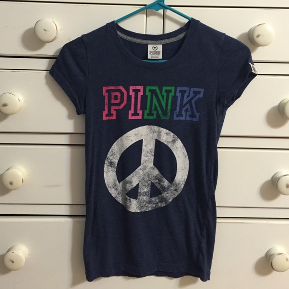 VS Pink Peace TShirt XS vintage