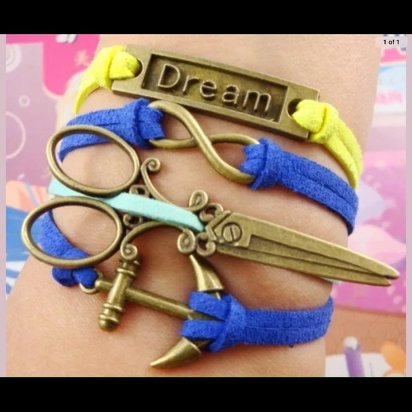 Hairdresser bracelet
