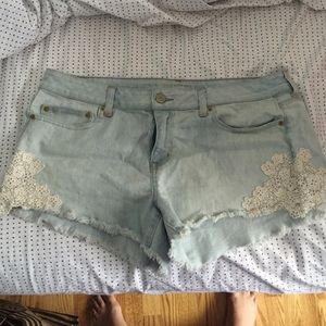 AE festival shorts
