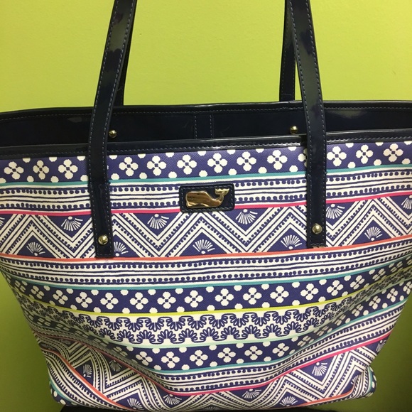 Vineyard vines purse