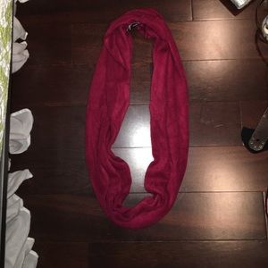 Infinity scarf