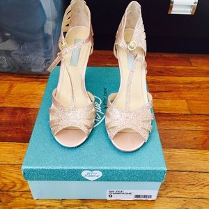 Beaty Johnson Pink Glitter Prom Shoes!