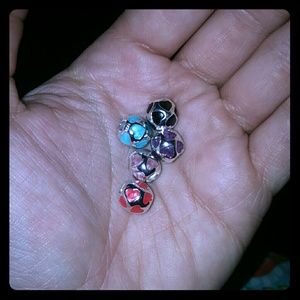 5 heart charm beads new