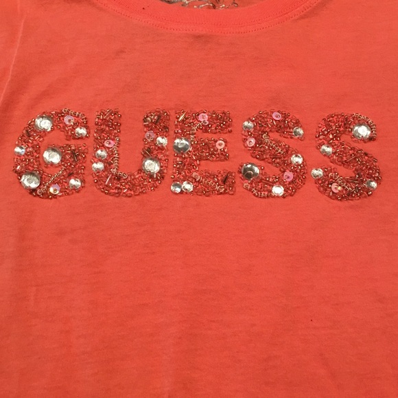 Guess tee