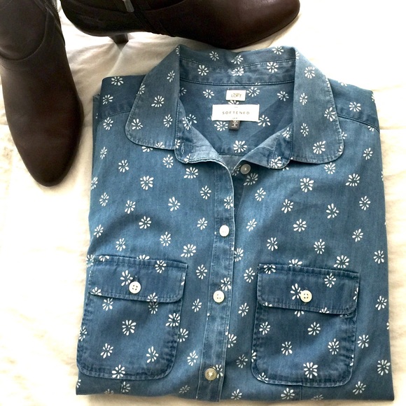 Ann Taylor Tops - Ann Taylor Chambray Top