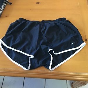 Black nike shorts
