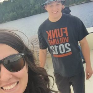 Meet your Posher, Sam