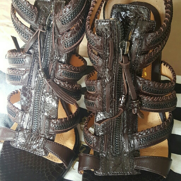 Beautiful brown LAMB heels, worn 4 times!