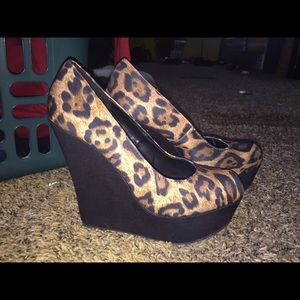 Cheetah wedges