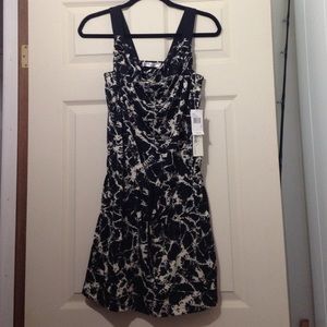 Kensie abstract dress size XS NWT