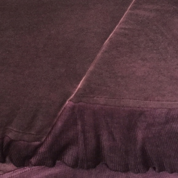 💔LAST ONE💔Plum Deconstructed Top - Picture 4 of 4