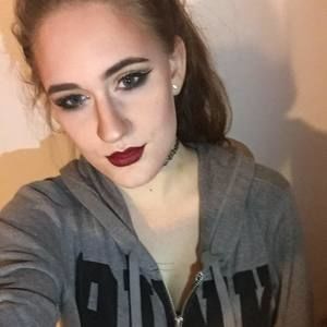 Meet your Posher, Briana