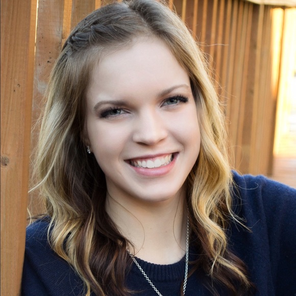 Meet your Posher, Haley