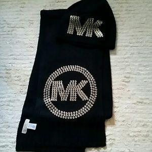 Brand NEW Michael kors!