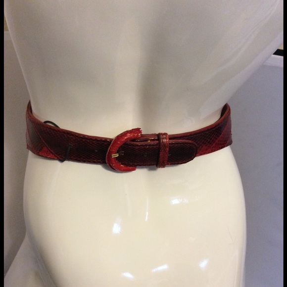 JLYNCH Red Shaped Watersnake Statement Belt - Picture 3 of 4