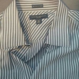 Mens slim fit Banana republic shirt