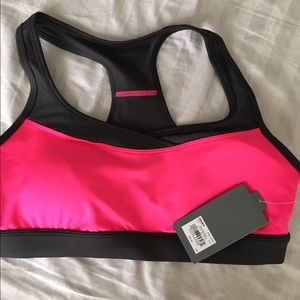 Sports bra
