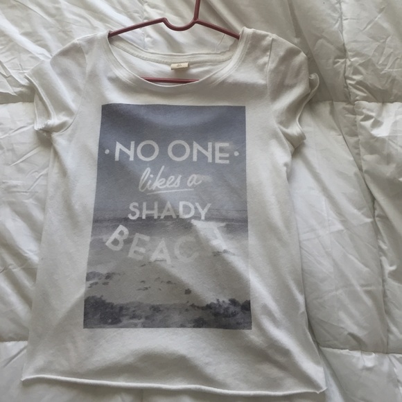 Hollister graphic t