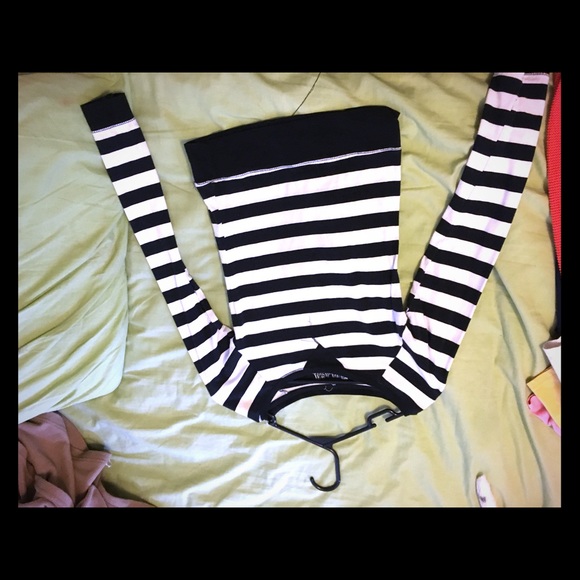 Black & white stripe long sleeve small  by splash