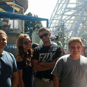 Meet your Posher, Prommiss