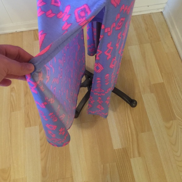 🌵Aztec Print Dress🌵 - Picture 3 of 4